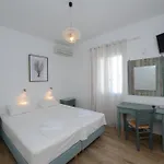 Hotel Markos &