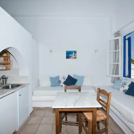 Markos & Otel *