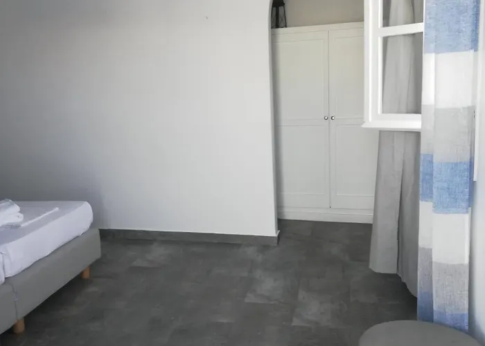 Markos Rooms&studios